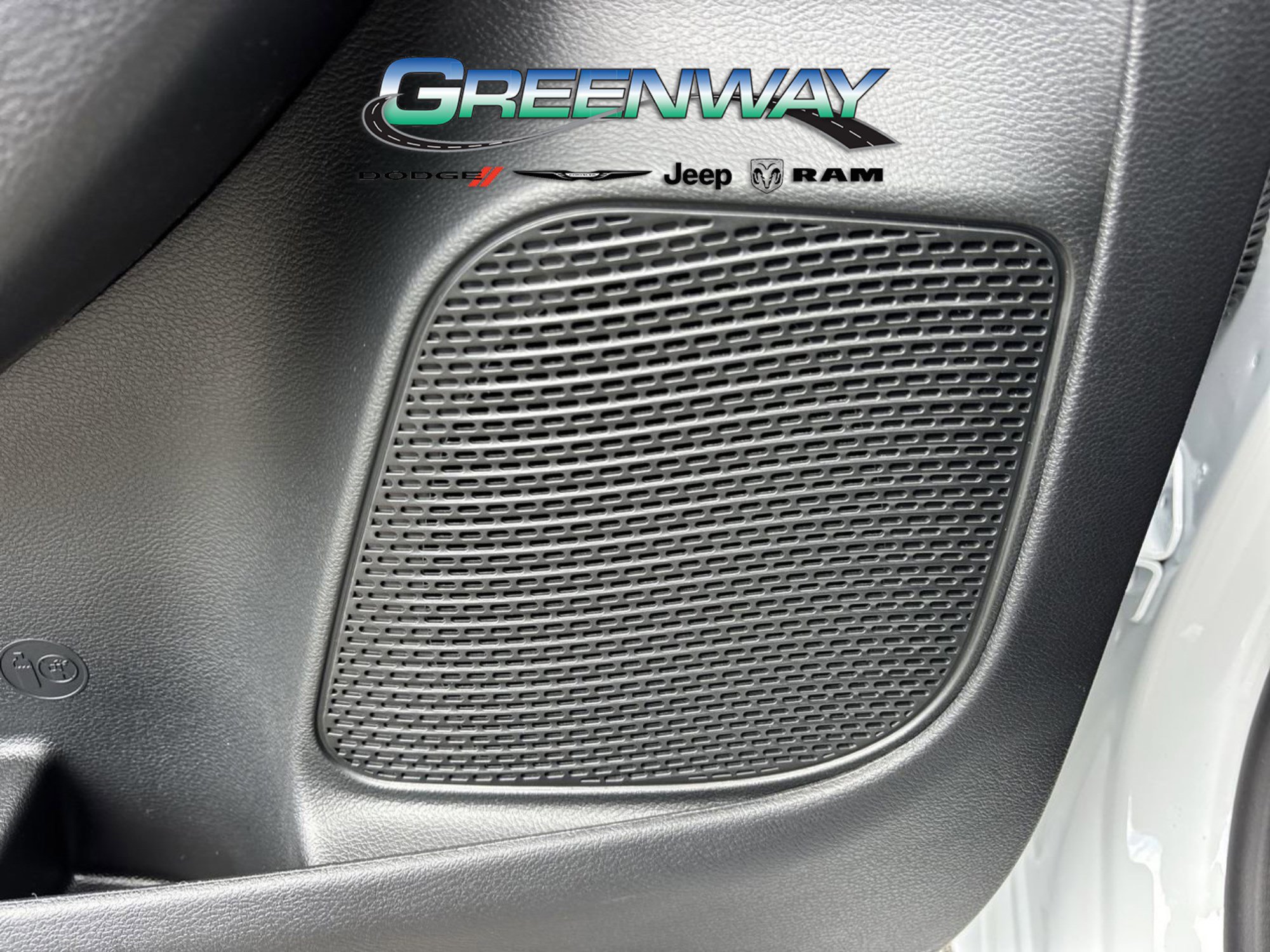 New 2026 Chrysler Pacifica Select image 19