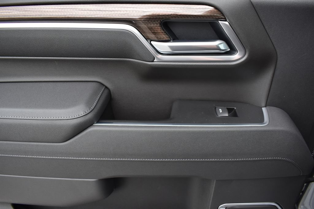 New 2026 Chevrolet Silverado 1500 RST AWD/4WD image 16