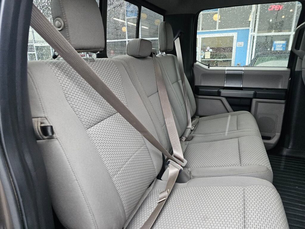 Used 2016 Ford F150 XLT w/ Equipment Group 302A Luxury image 18