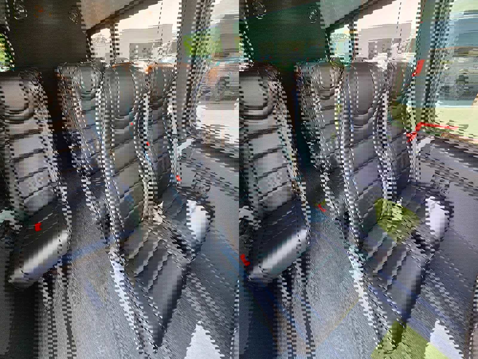 Used 2024 Mercedes-Benz Sprinter 3500 image 14