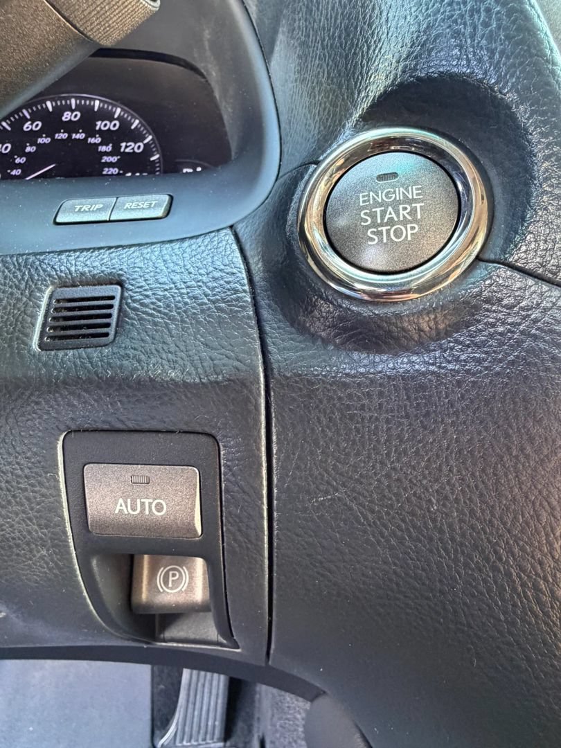 Used 2010 Lexus LS 460 RWD image 47
