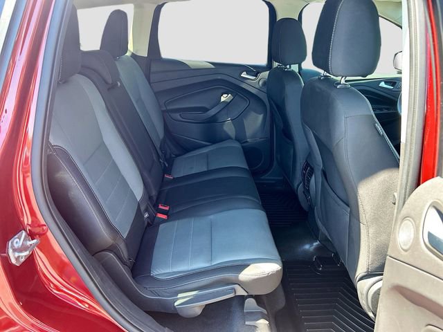 Used 2016 Ford Escape SE w/ Equipment Group 201A AWD/4WD image 28