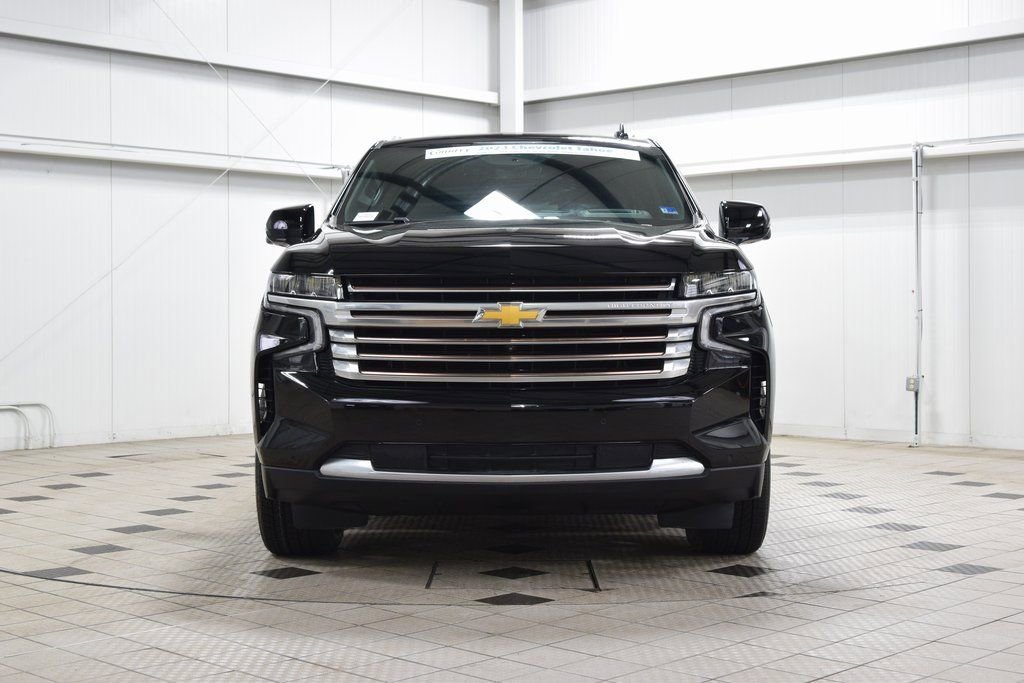 Used 2023 Chevrolet Tahoe High Country image 2