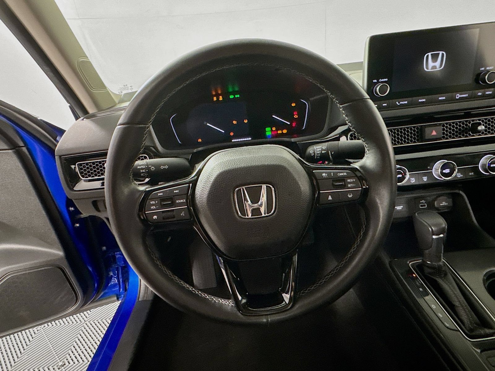 Certified 2023 Honda Civic EX image 13