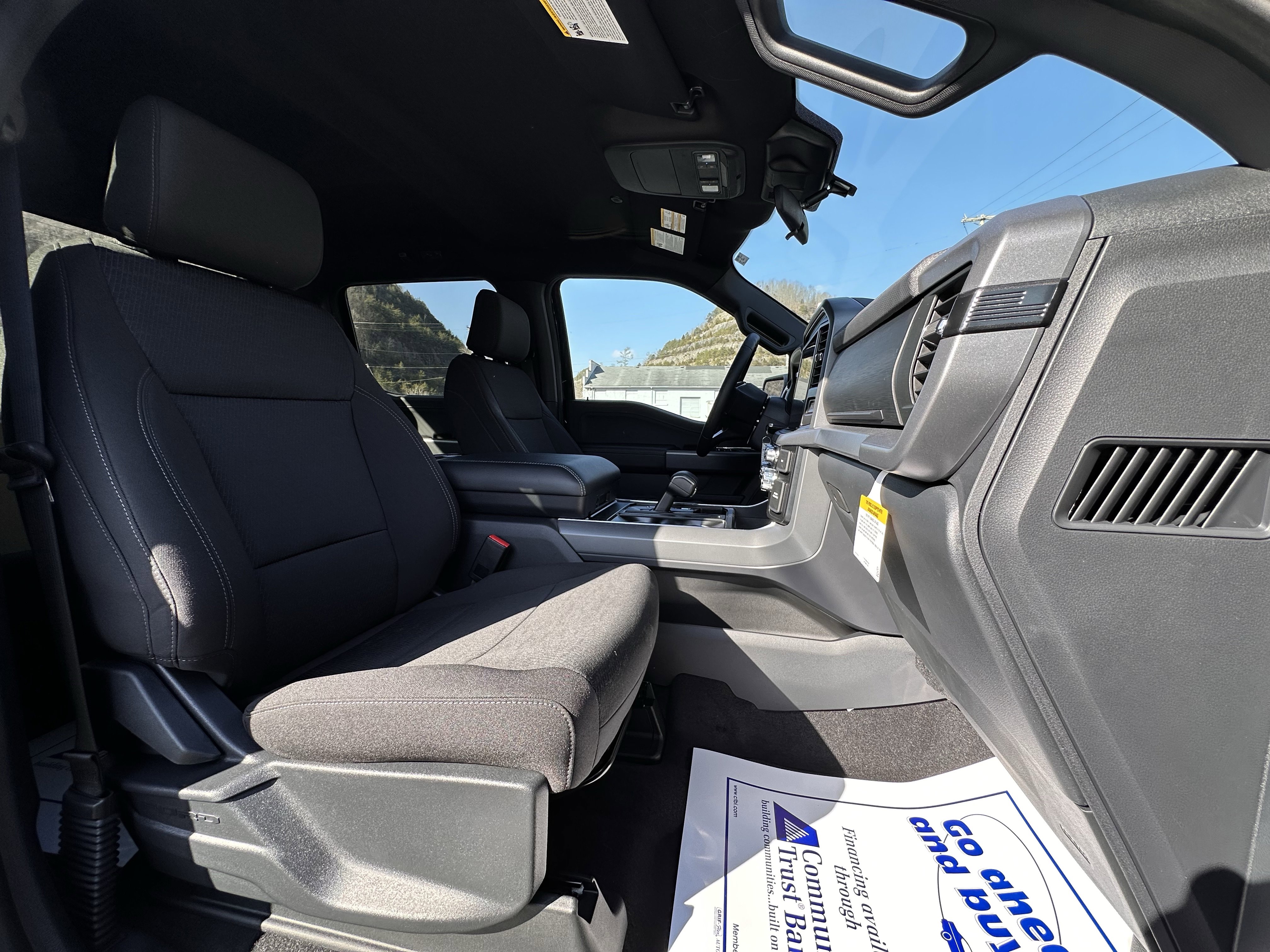 New 2025 Ford F150 XLT w/ Equipment Group 301A Standard image 24