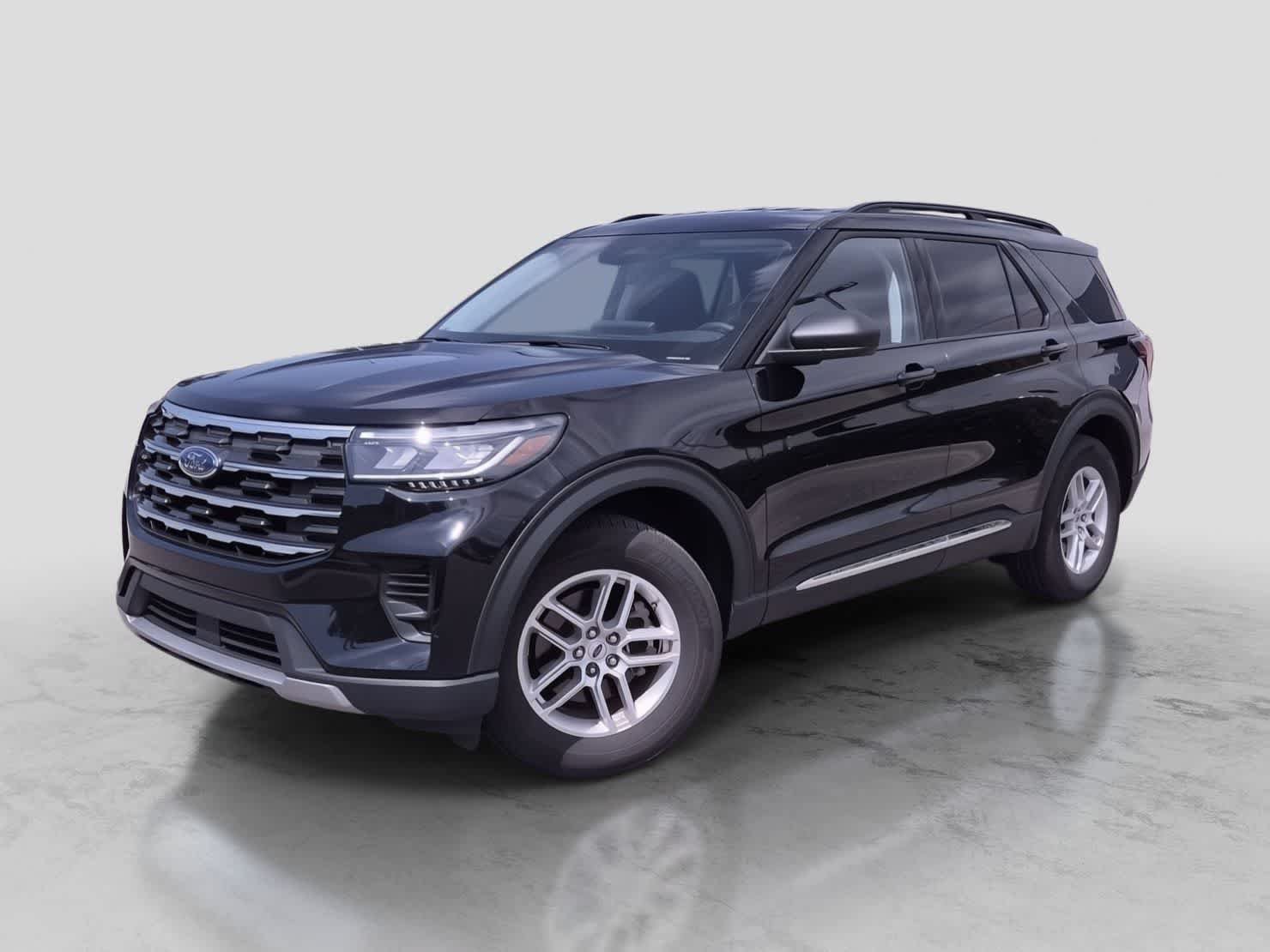 Certified 2025 Ford Explorer Active AWD/4WD image 1