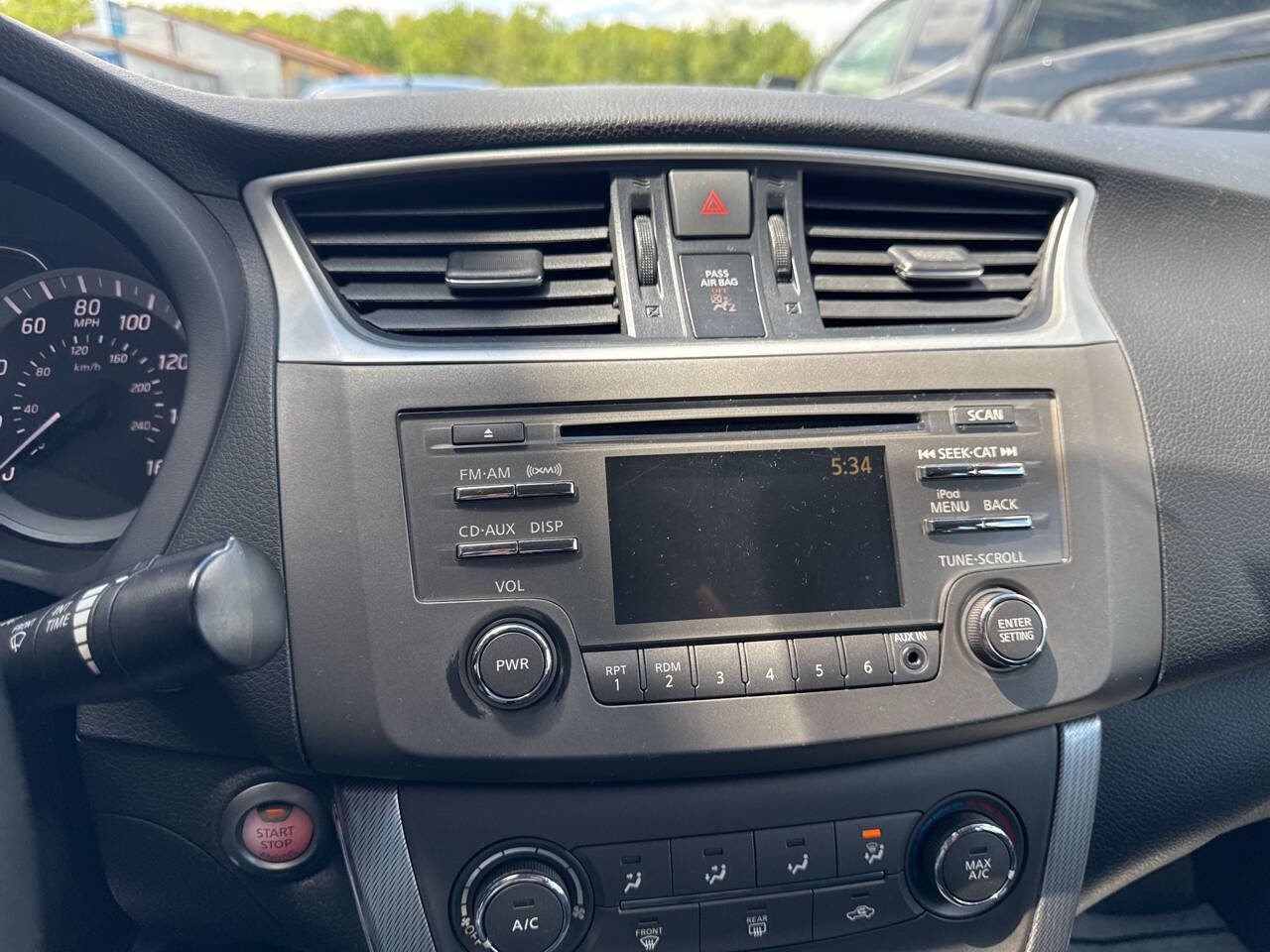 Used 2013 Nissan Sentra SR w/ Driver Pkg FWD image 26