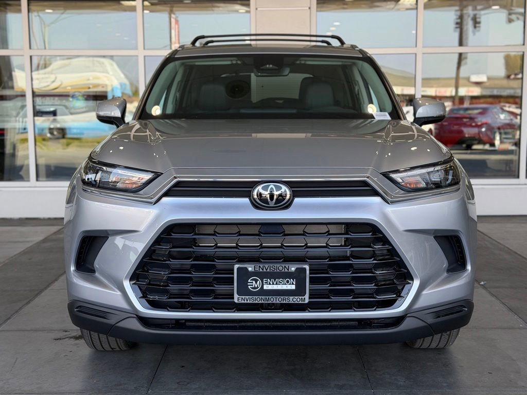 New 2026 Toyota Grand Highlander AWD Hybrid image 4