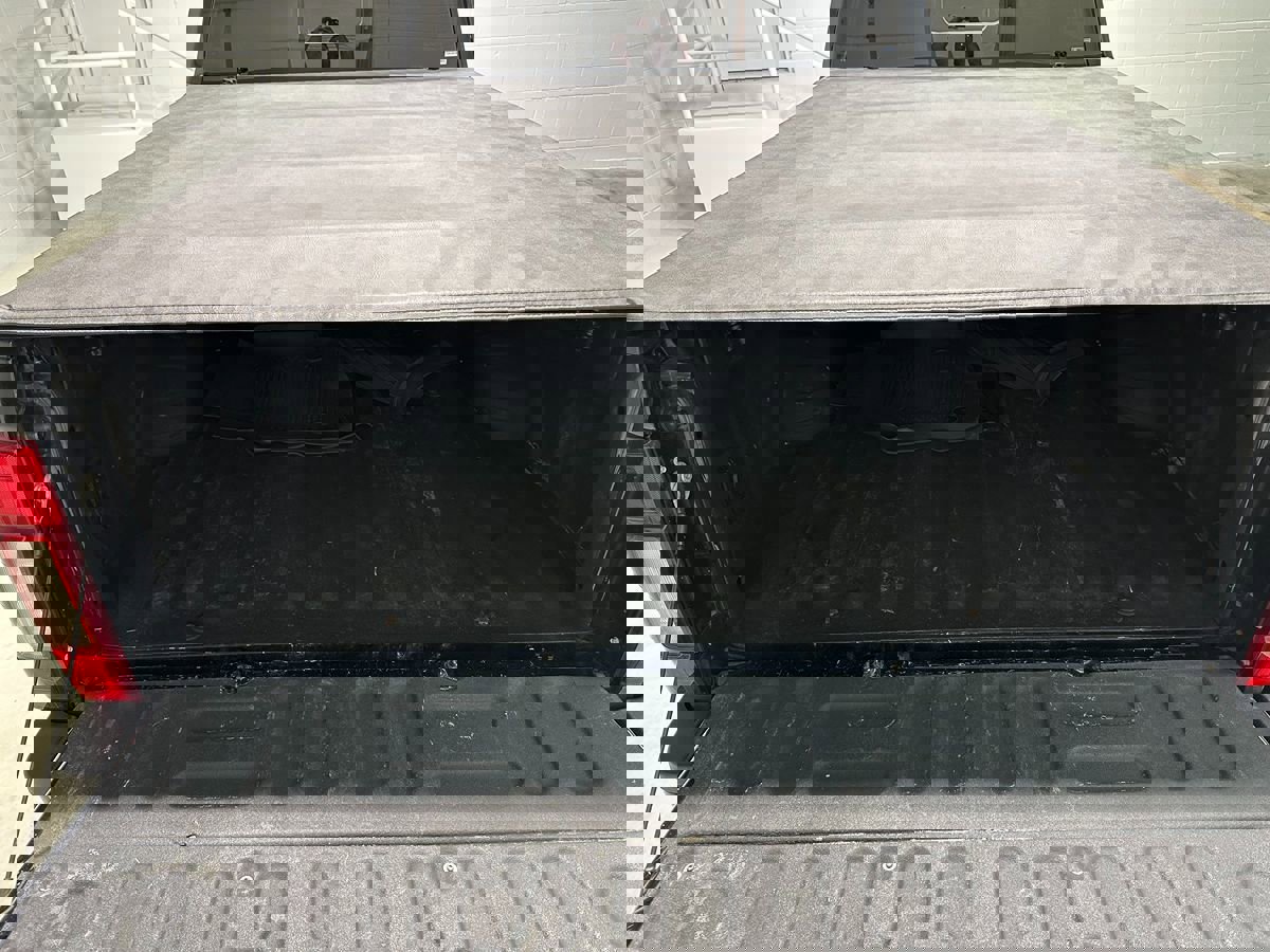 Used 2021 Ford F350 Lariat image 7