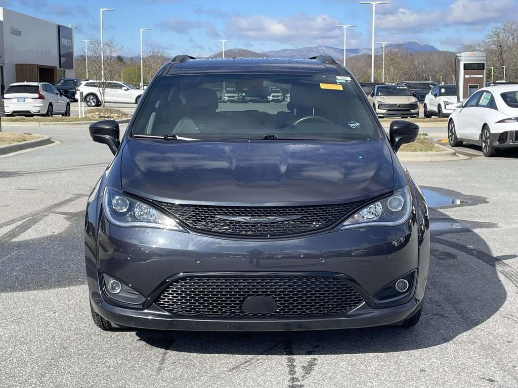 Used 2020 Chrysler Pacifica Touring-L Plus w/ Advanced Safetytec Group image 23