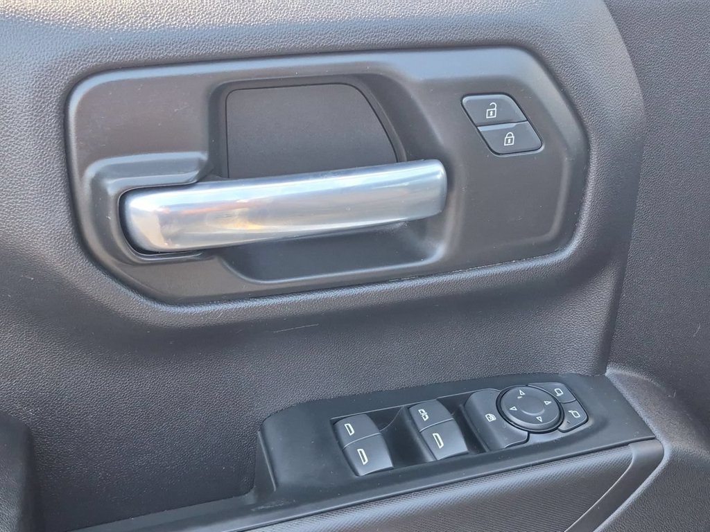 Used 2022 Chevrolet Silverado 1500 Custom AWD/4WD image 23