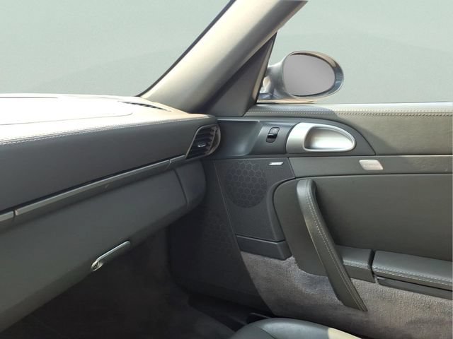 Used 2005 Porsche 911 Carrera RWD image 23