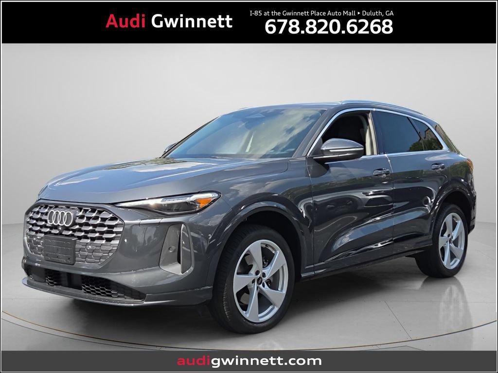 Certified 2025 Audi Q5 Premium AWD/4WD image 1