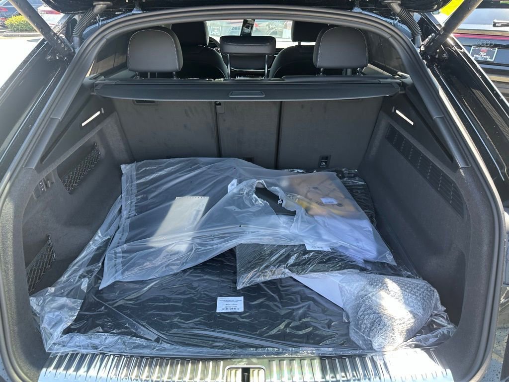 New 2025 Audi Q8 Premium Plus image 10