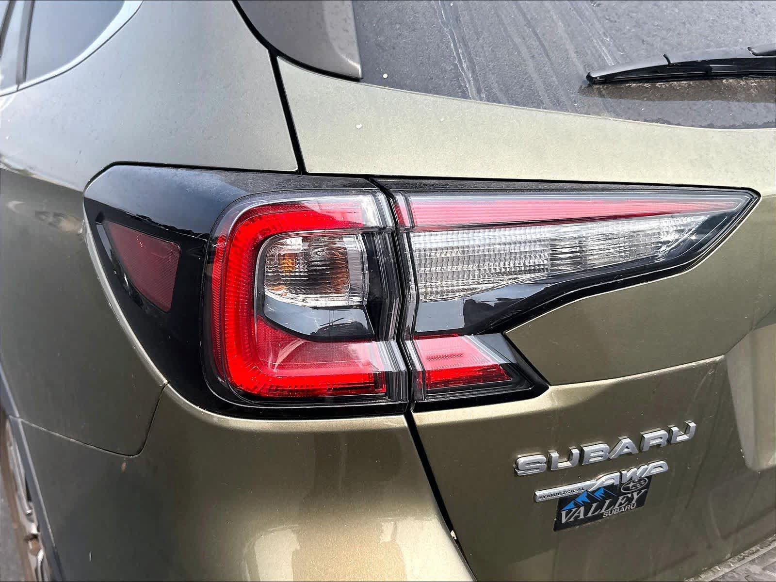 Used 2021 Subaru Outback Premium AWD/4WD image 23