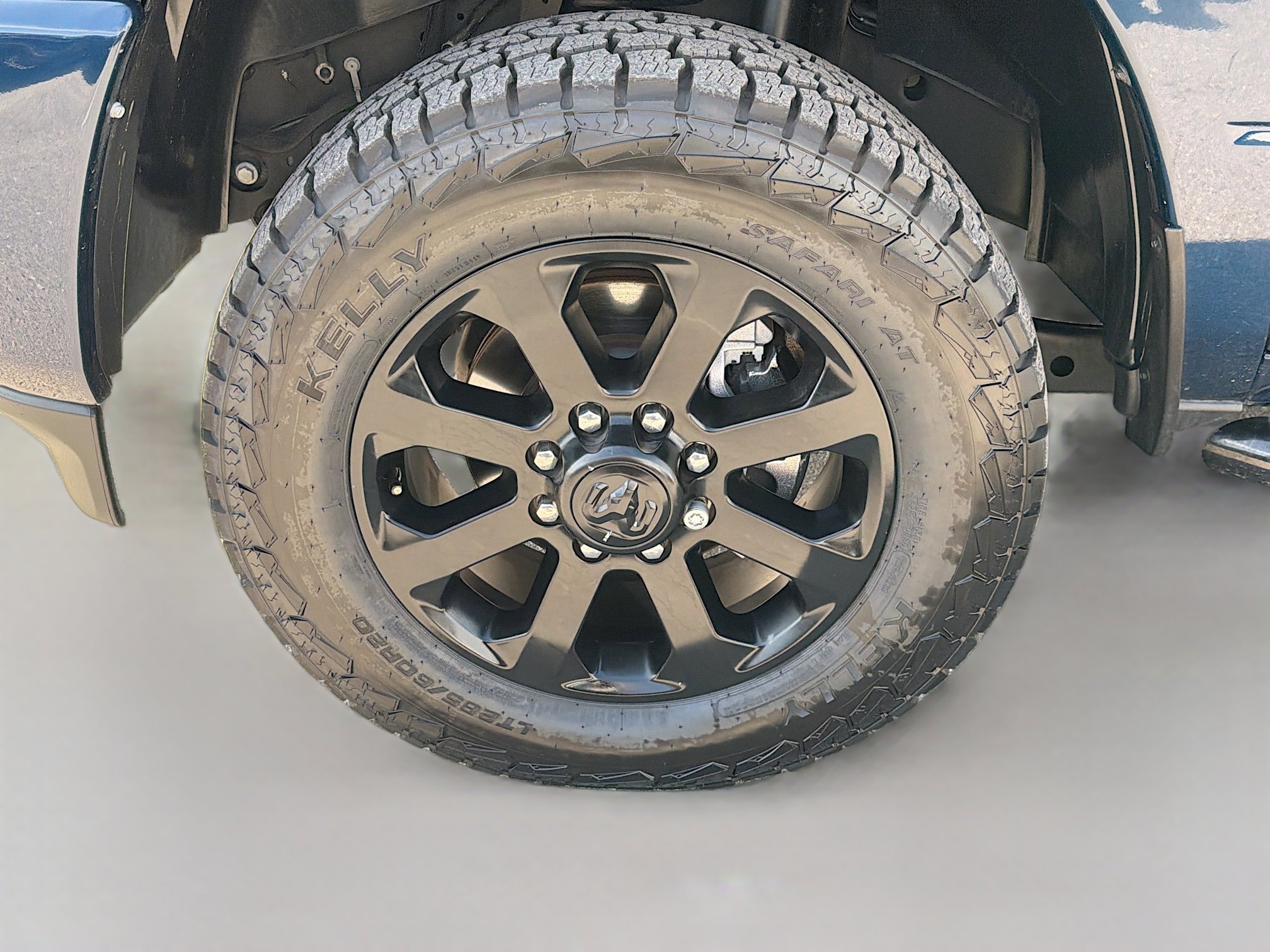 Used 2024 RAM 2500 Laramie w/ Night Edition image 41