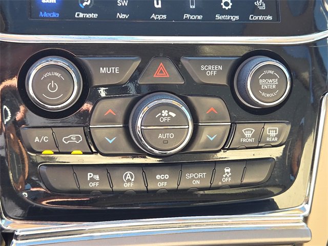 Used 2021 Jeep Grand Cherokee Limited image 23