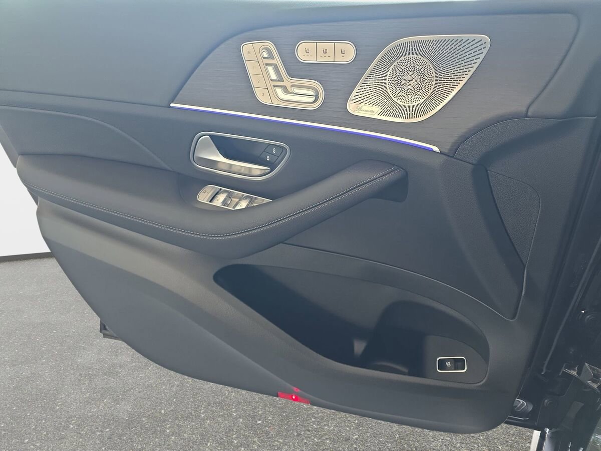 New 2026 Mercedes-Benz GLS 450 4MATIC image 26