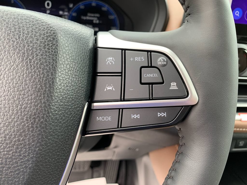 Used 2026 Toyota Grand Highlander AWD image 29