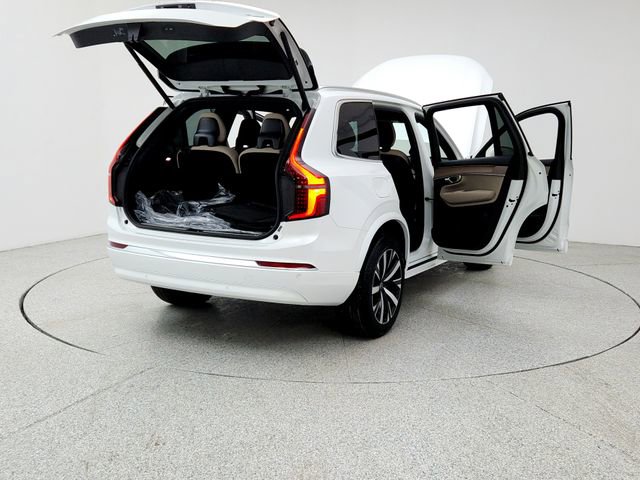 New 2025 Volvo XC90 B6 Core w/ Climate Package image 11