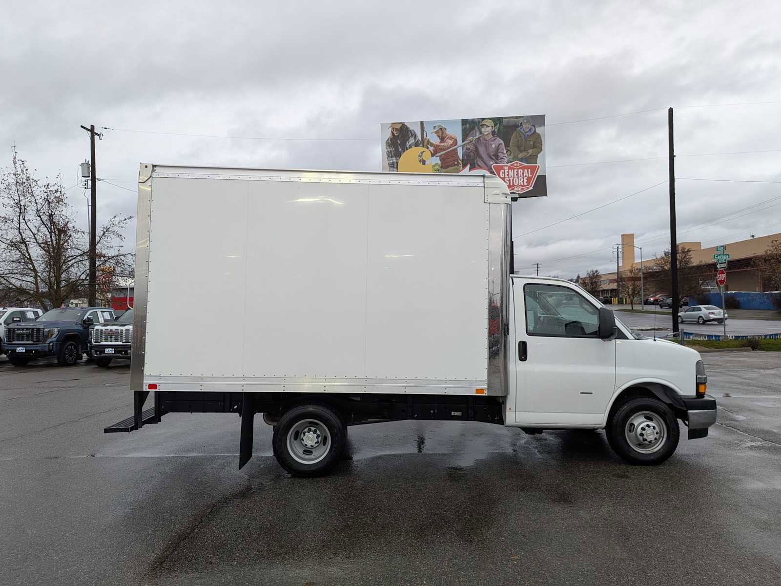 New 2024 Chevrolet Express 3500 w/ Power Convenience Package image 8