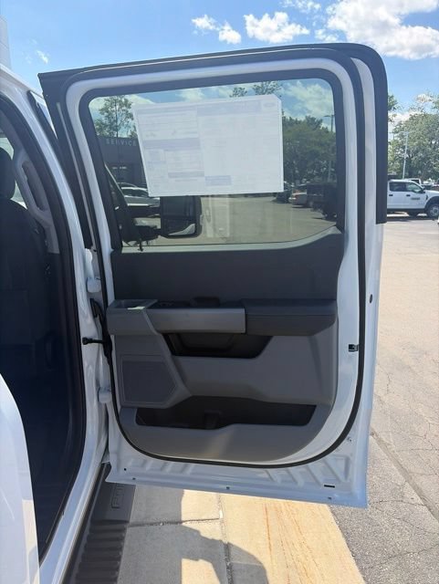 New 2026 Ford F250 XLT w/ Snow Plow Prep Package AWD/4WD image 8