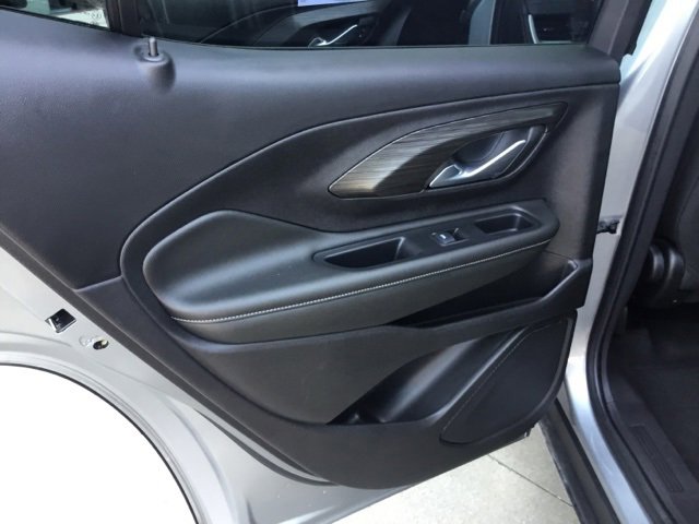 Used 2024 GMC Terrain SLE image 20