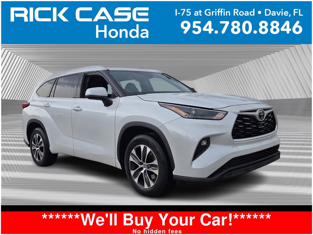 Used 2022 Toyota Highlander XLE