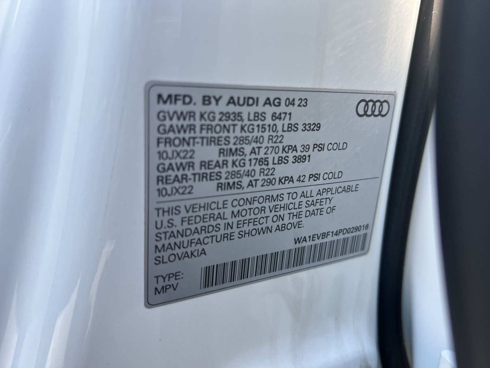 Used 2023 Audi Q8 Premium Plus w/ Premium Plus Package AWD/4WD image 29