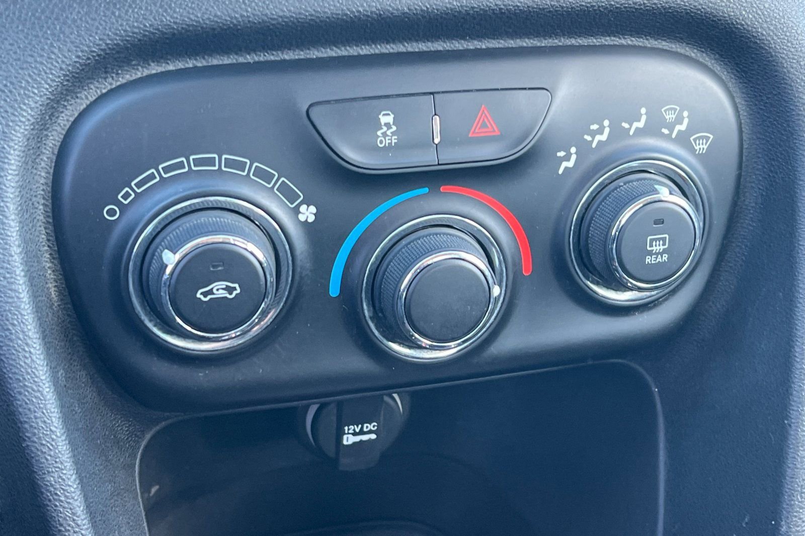 Used 2013 Dodge Dart SE image 7