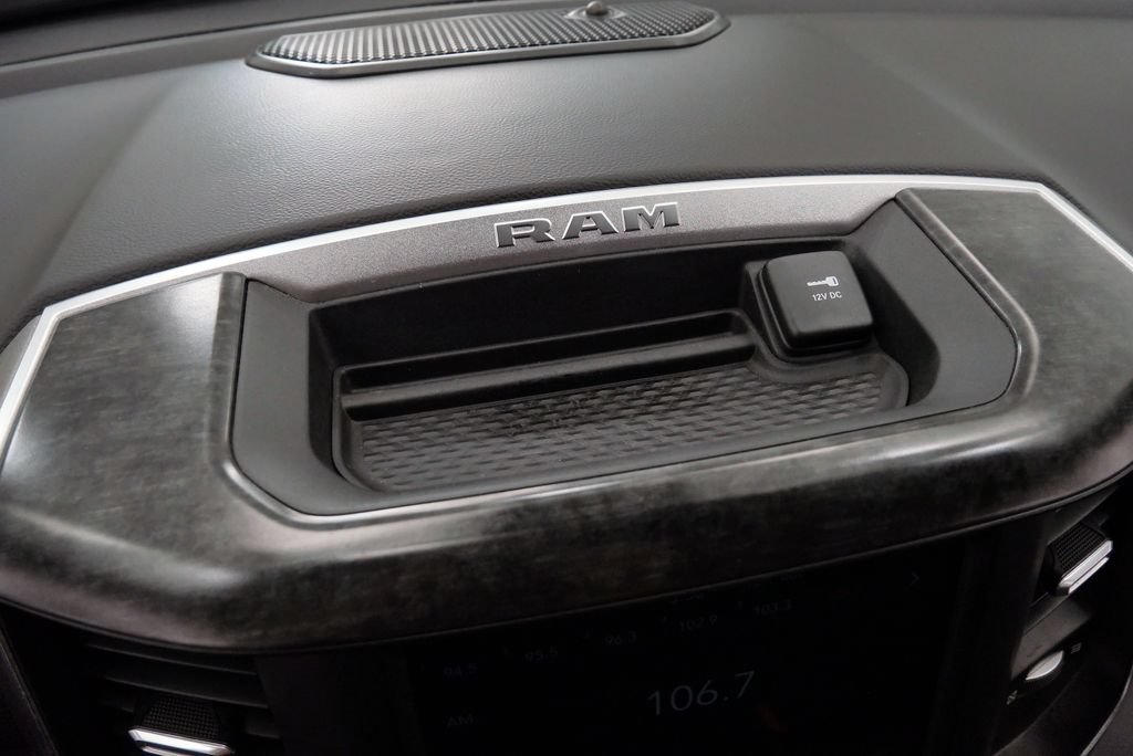 Used 2019 RAM 1500 Big Horn AWD/4WD image 32