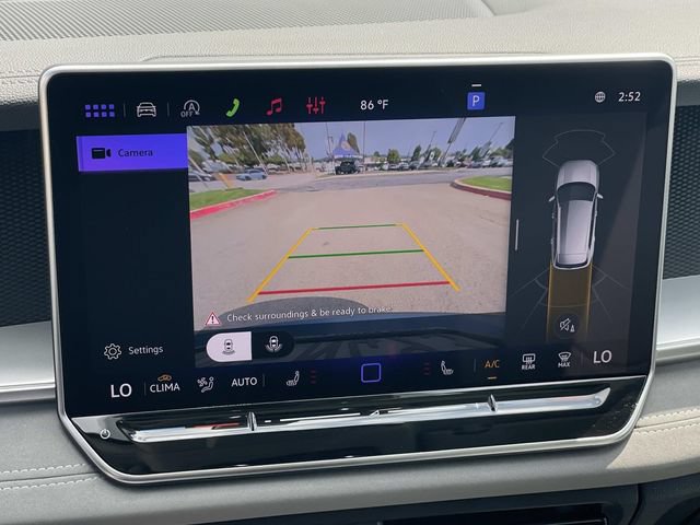 Certified 2026 Volkswagen Tiguan SE w/ Panoramic Sunroof Package FWD image 15