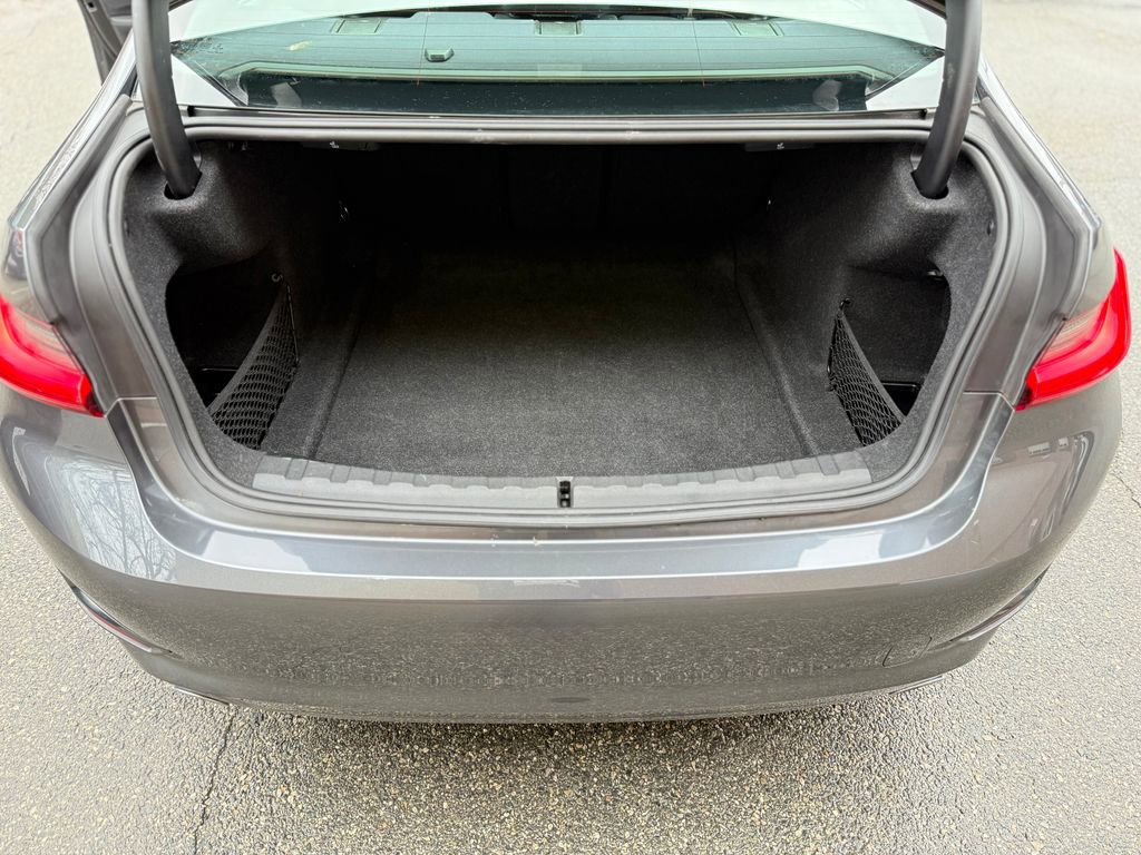 Used 2021 BMW 330i xDrive Sedan w/ Convenience Package image 28