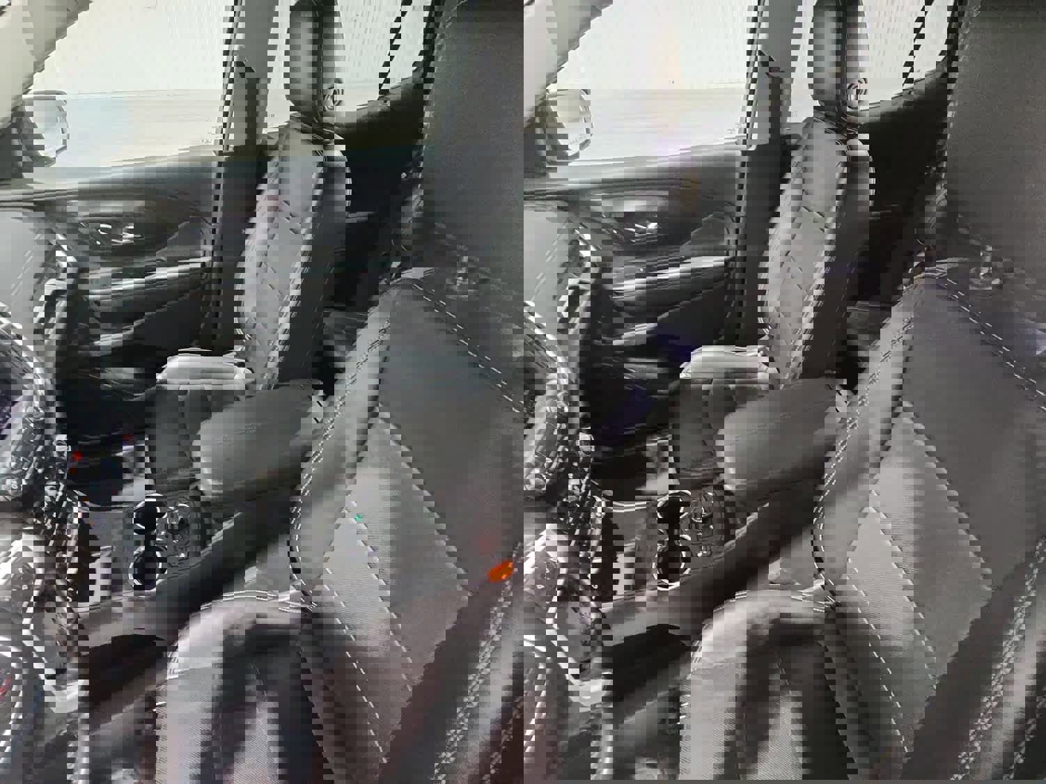 Used 2022 GMC Terrain SLT w/ Tech Package image 25