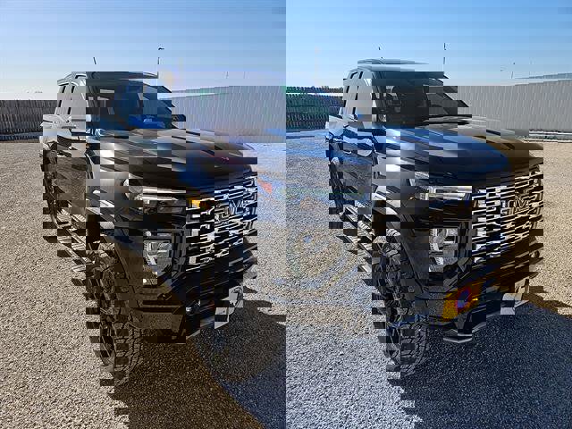 New 2026 GMC Canyon Denali w/ LPO, Denali Black Edition image 7