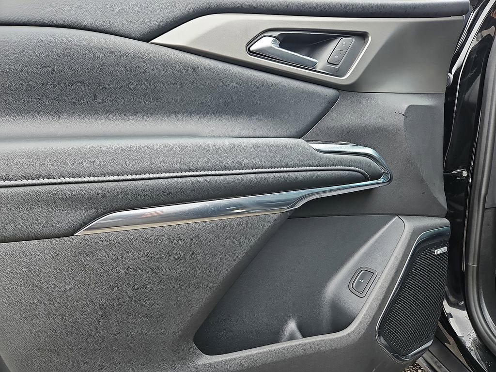 New 2026 Chevrolet Traverse LT w/ Enhanced Driving Package FWD image 9