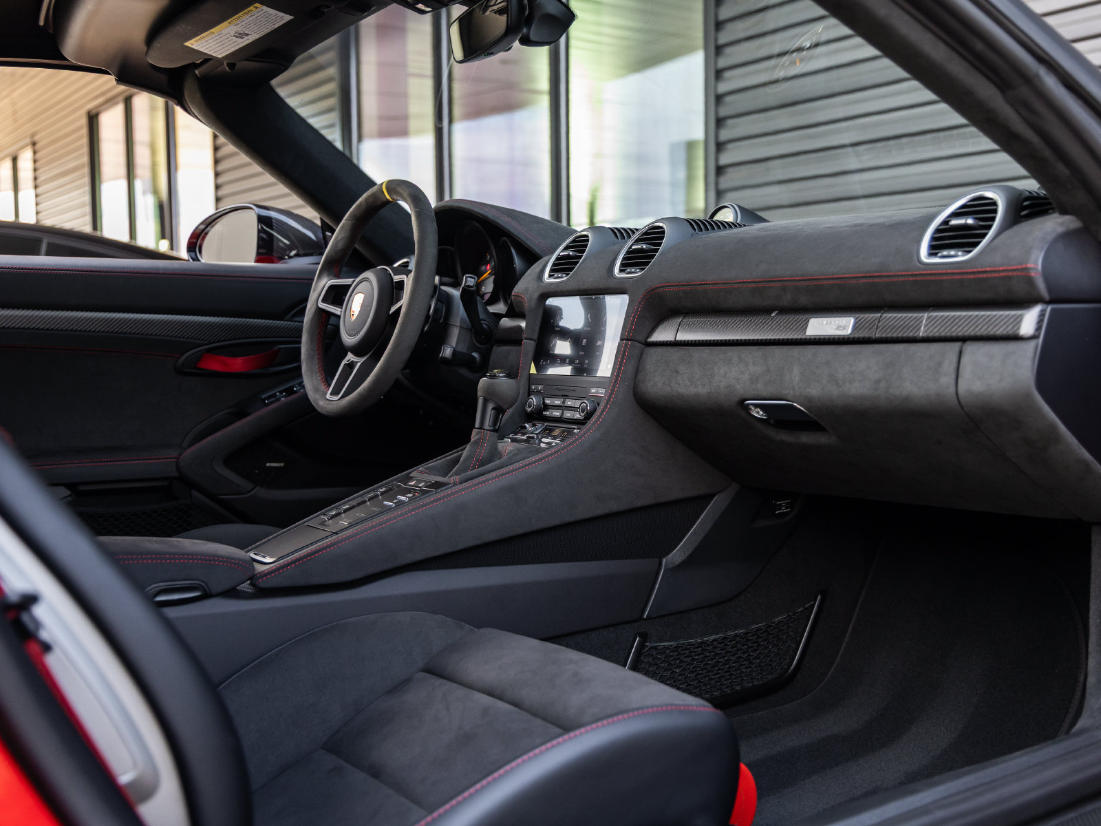 Certified 2025 Porsche 718 Boxster Spyder RS RWD image 52