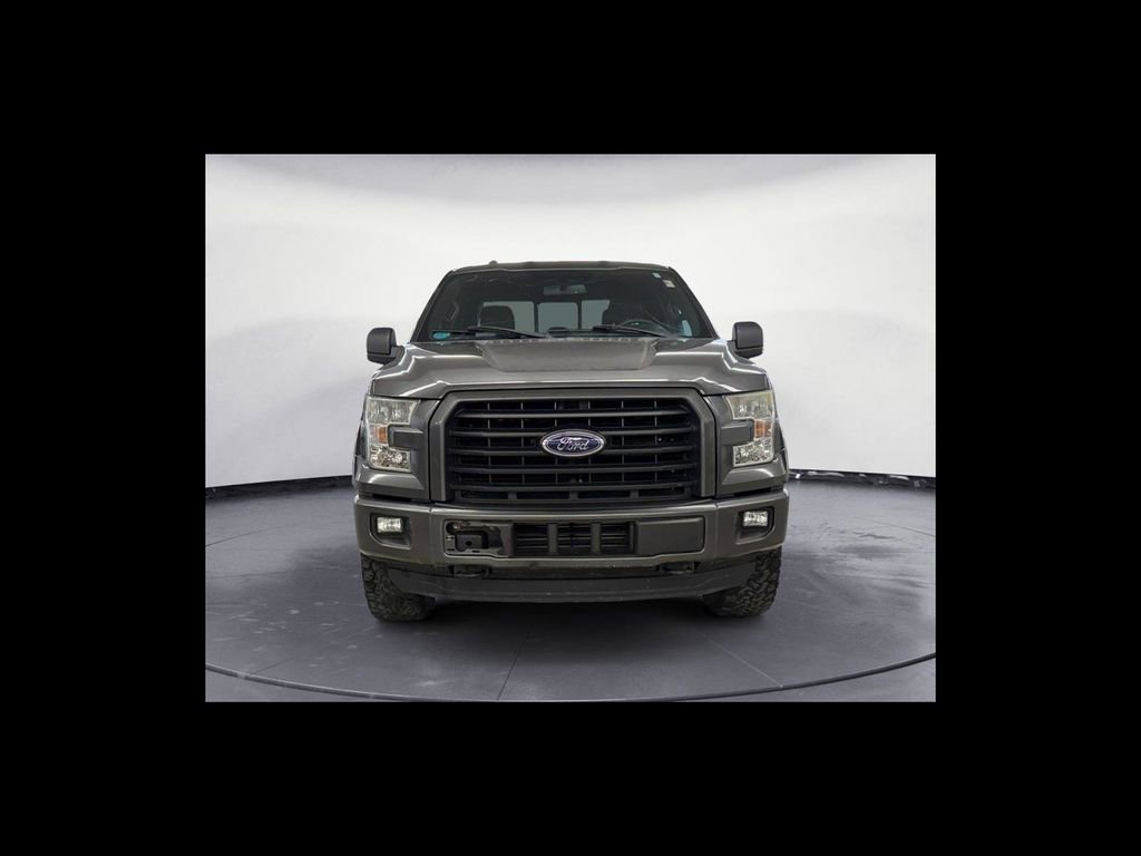 Used 2015 Ford F150 XLT w/ Equipment Group 302A Luxury AWD/4WD image 9