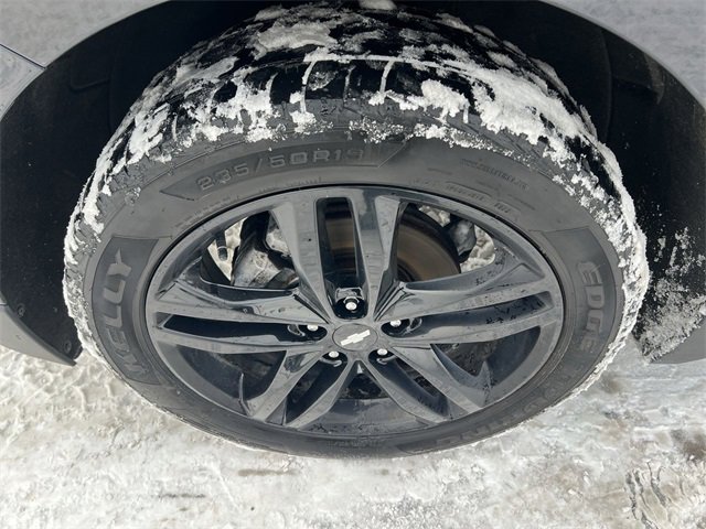 Used 2021 Chevrolet Equinox LT image 12