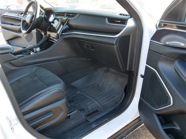 Used 2022 Jeep Grand Cherokee Altitude image 19