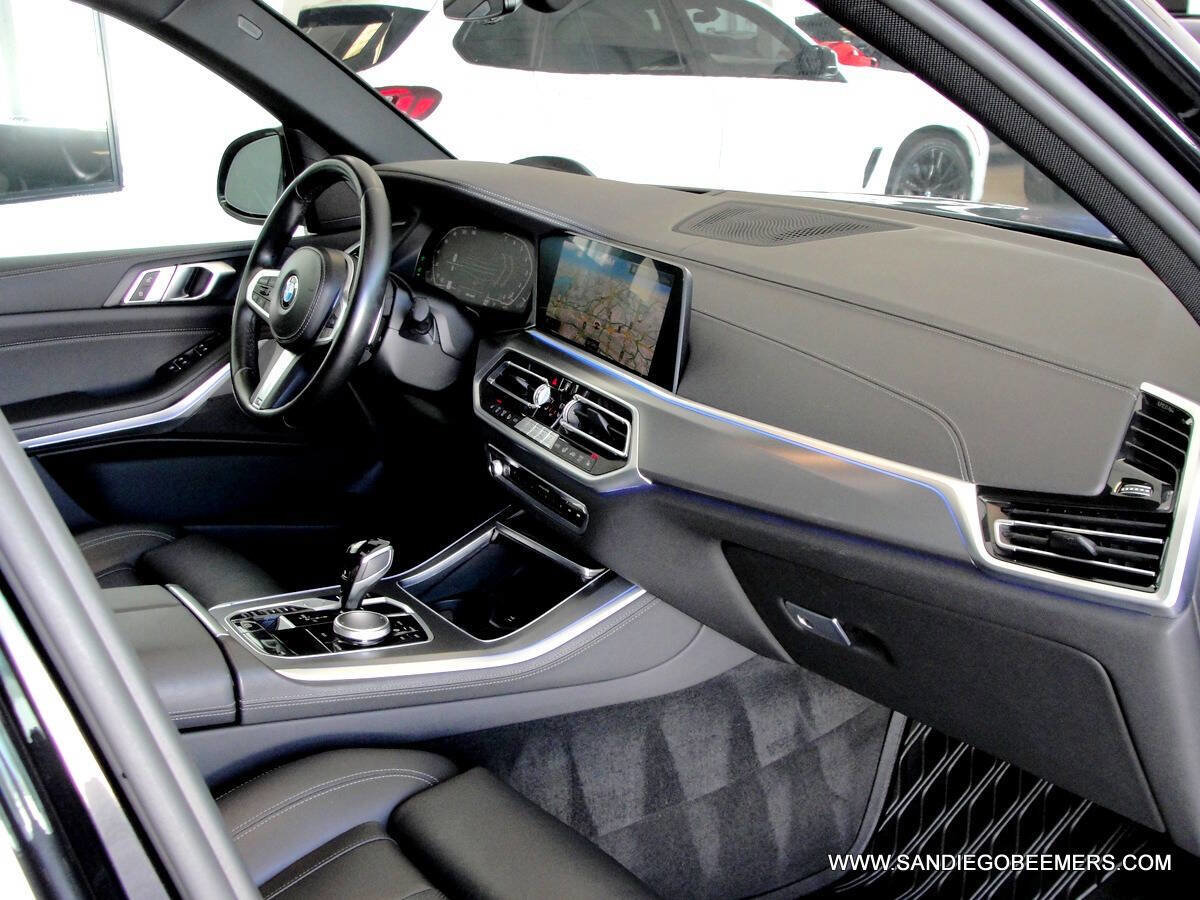 Used 2022 BMW X5 sDrive40i w/ M Sport Package RWD image 29
