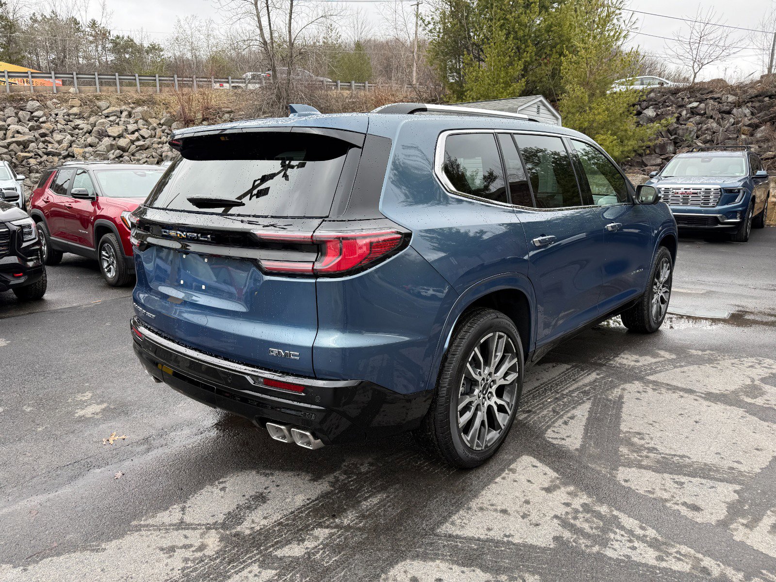 New 2026 GMC Acadia Denali Ultimate w/ LPO, Rugged Package image 5