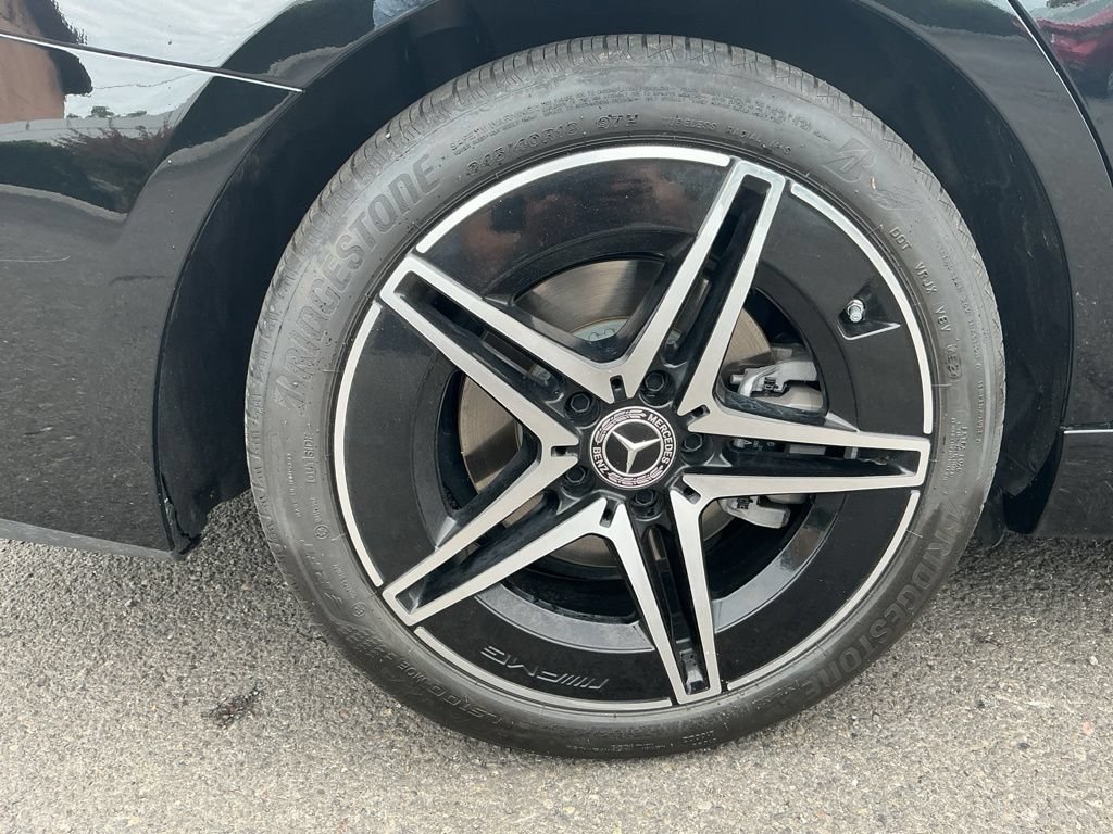 Used 2025 Mercedes-Benz C 300 4MATIC Sedan image 8