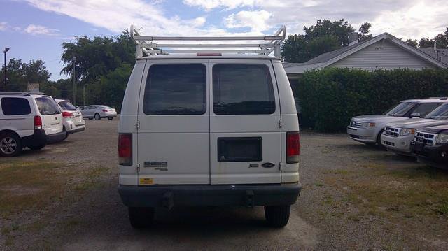 Used 2014 Ford E-250 and Econoline 250 w/ Power Group RWD image 8