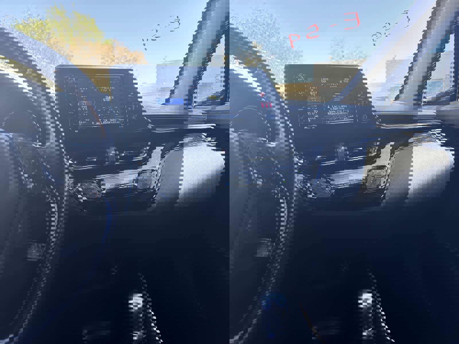 Used 2018 Toyota C-HR XLE image 28