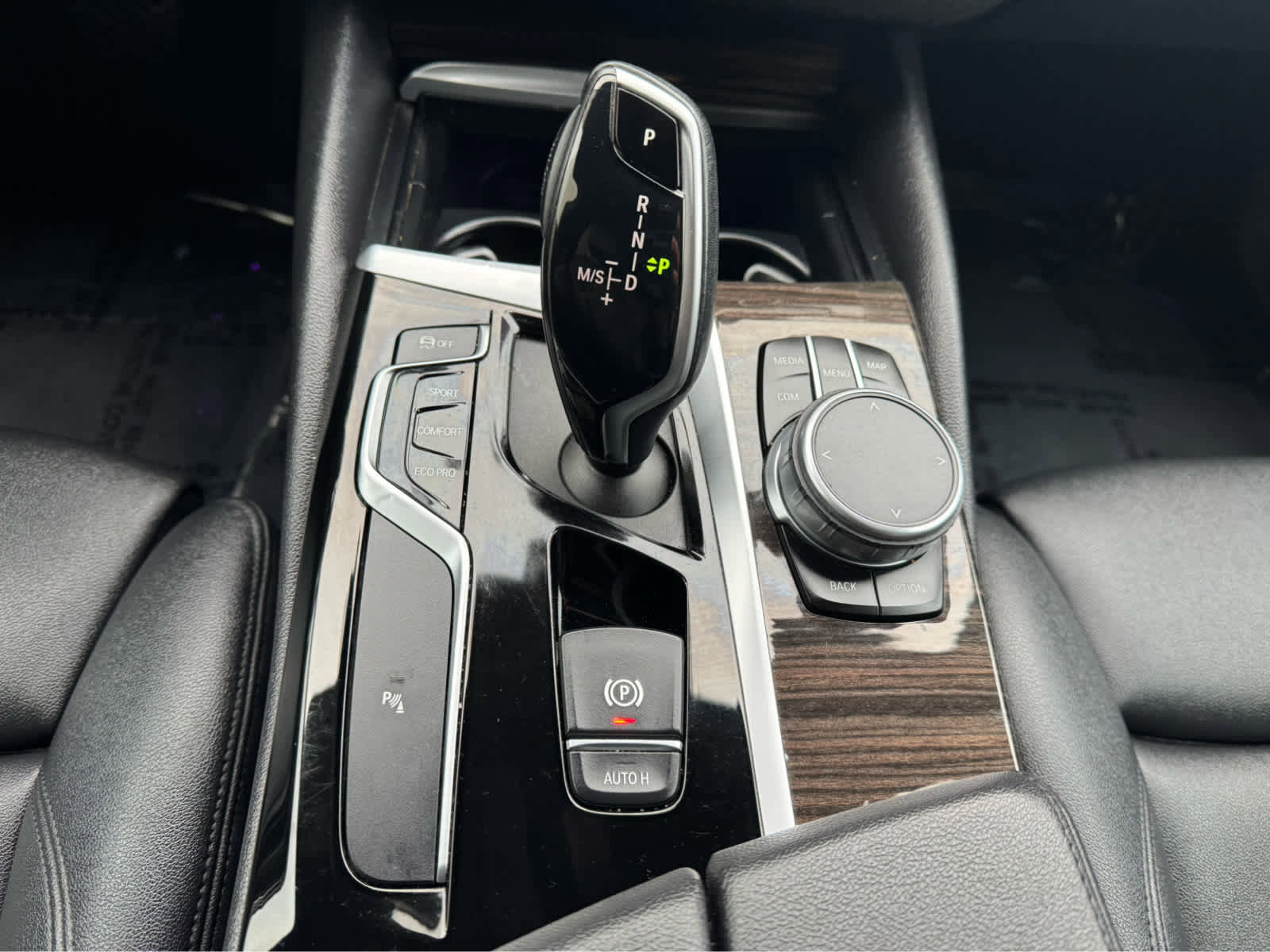 Used 2019 BMW 530i w/ Convenience Package image 16