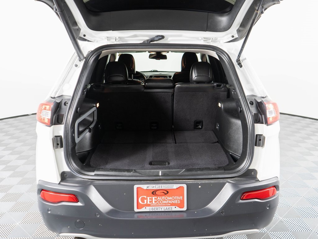 Used 2018 Jeep Cherokee Limited image 29