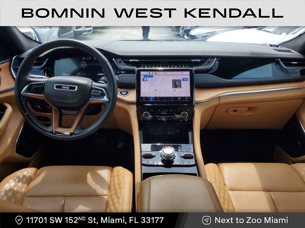Used 2023 Jeep Grand Cherokee Summit image 13