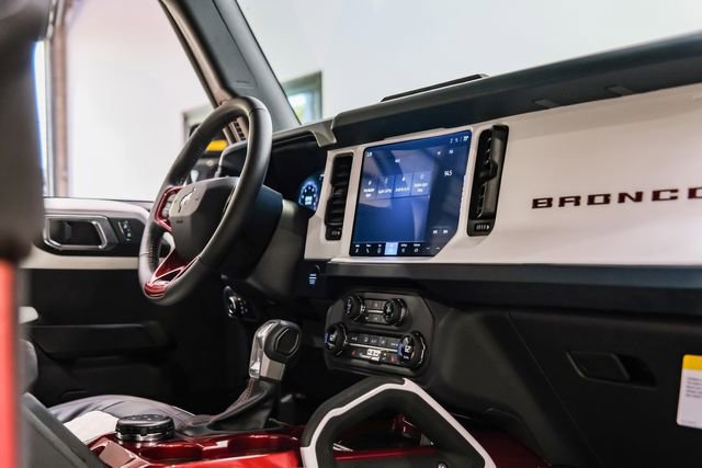 Used 2025 Ford Bronco Heritage Edition image 58