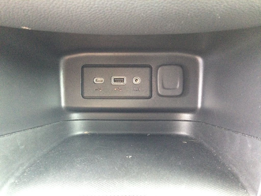 Used 2024 Chevrolet Equinox LT AWD/4WD image 24